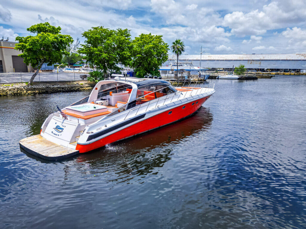 Baia Panther, a 88 ft Baia Panther 88 on the water in Miami