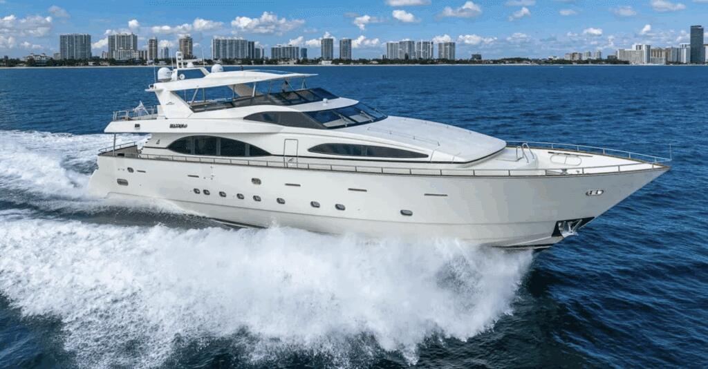 Bearpaw, a 105 ft Azimut 105 on the water in Miami