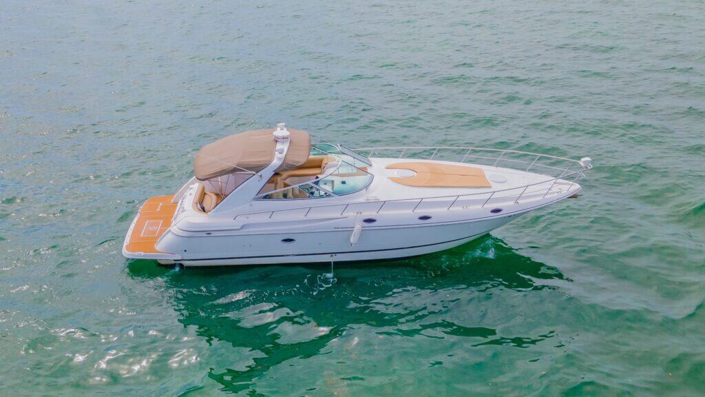 Bella Vita, a 50 ft 50′ Cruiser on the water in Miami