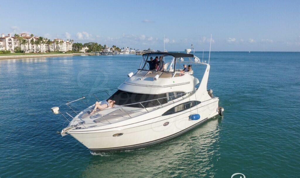 Livin’ Life, a 50 ft Carver 50 Flybridge on the water in Miami