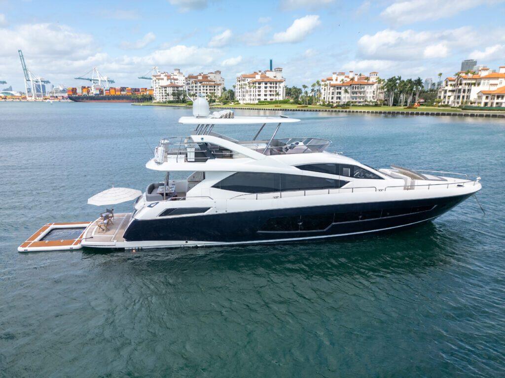 Start me up, a 80 ft Sunseeker 80 on the water in Miami